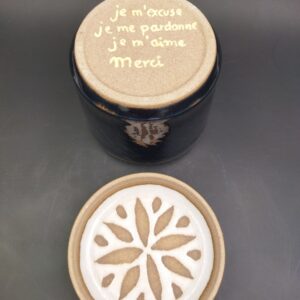 Boite mantra je m'excuse je me pardonne je m'aime merci