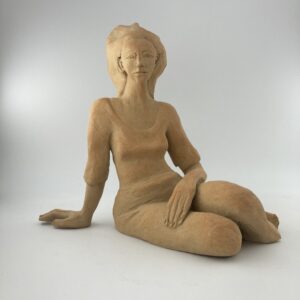 Sculpture personnage féminin I