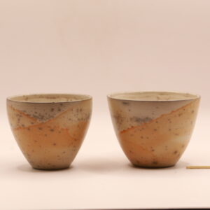 2 tasses à café en terre sigillée