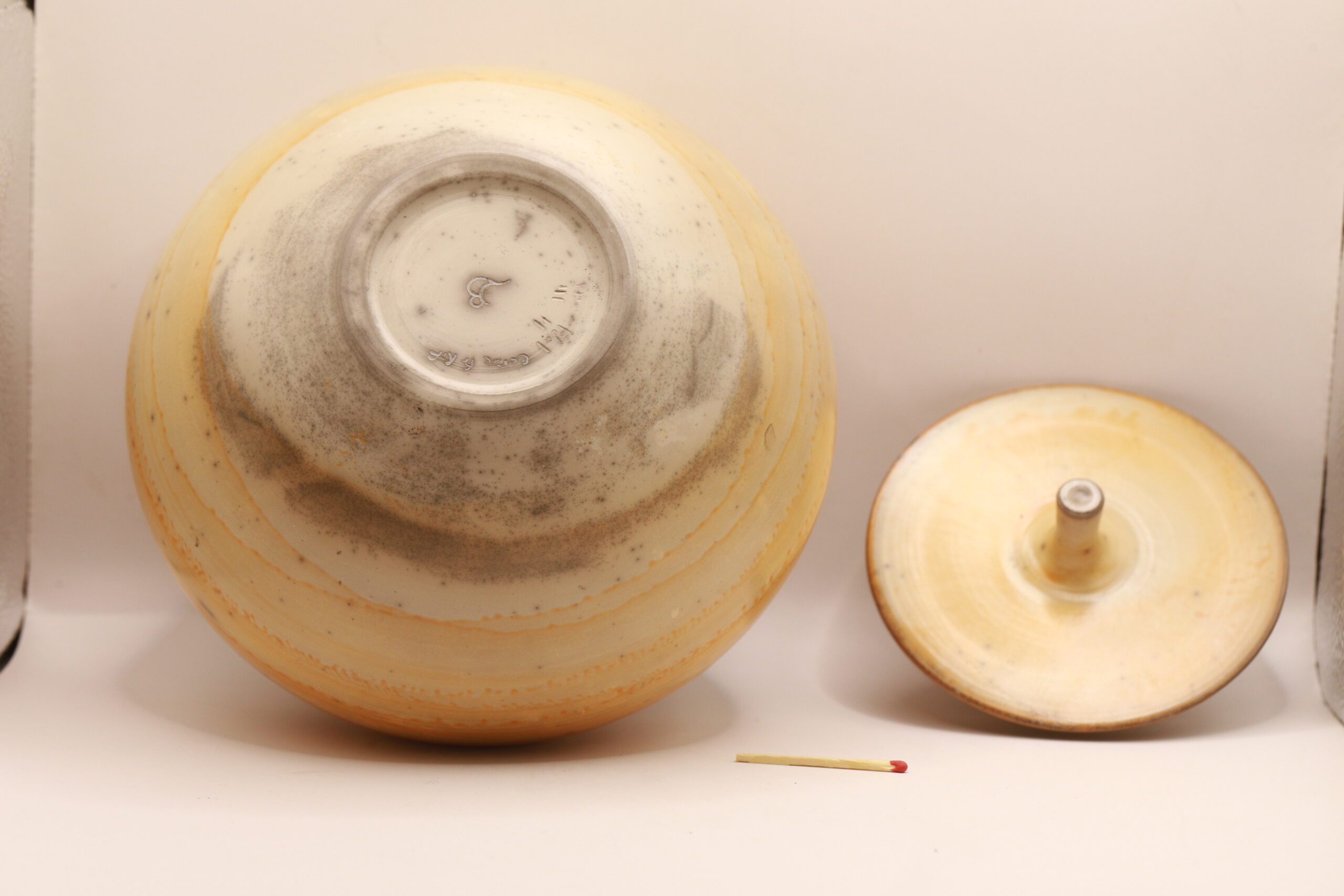 Boite en terre sigillée – Image 3